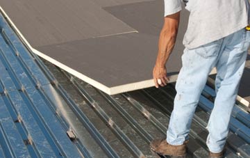 benefits of insulating North Green flat roofing